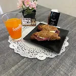 Bed & Breakfast Elles Con Parcheggio Interno 4*