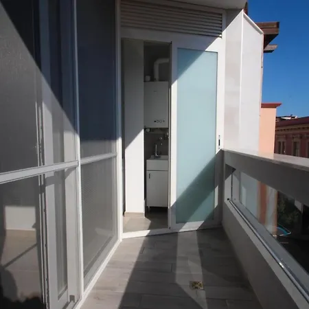 Bed & Breakfast Elles Con Parcheggio Interno Barletta