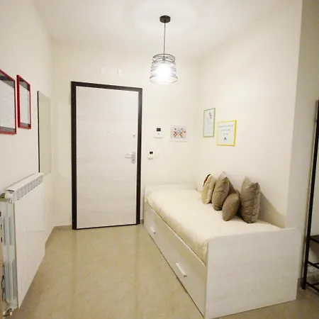 Elles Con Parcheggio Interno Bed & Breakfast 4*