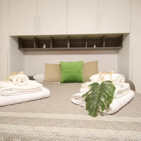 Elles Con Parcheggio Interno Bed & Breakfast *