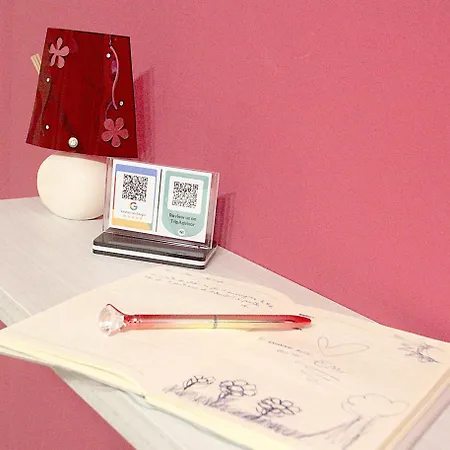 Elles Con Parcheggio Interno Отель типа 