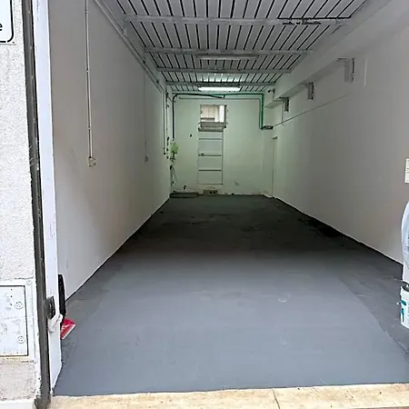 Couette-café Elles Con Parcheggio Interno E Ricarica Auto Elettrica Barletta