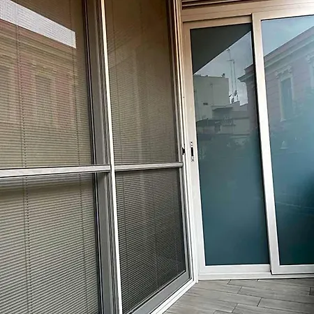 Elles Con Parcheggio Interno E Ricarica Auto Elettrica 4* بارليتا