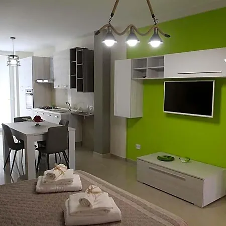 Elles Con Parcheggio Interno E Ricarica Auto Elettrica Couette-café 4*