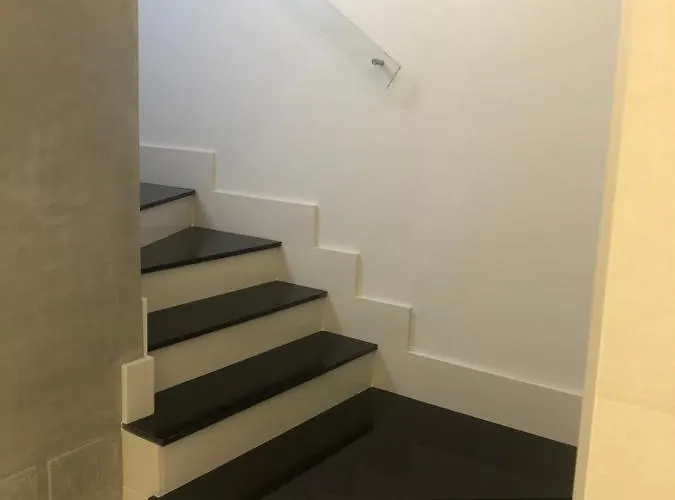 Elles Con Parcheggio Interno Bed and Breakfast